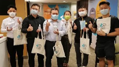 Donation of Anti-COVID carepacks and mooncakes in the Mid-Autumn Festival